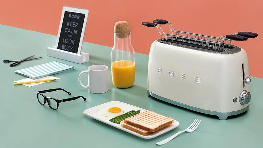 SMEG skrudintuvas TSF02CREU