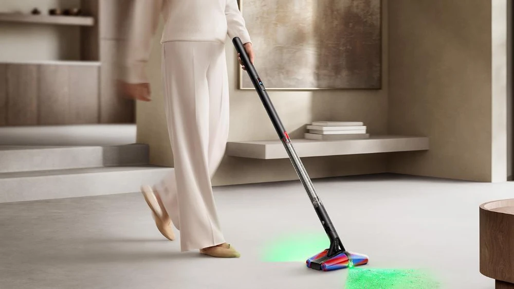 Kompaktiškiausias dulkių siurblys Dyson PencilVac Fluffycones