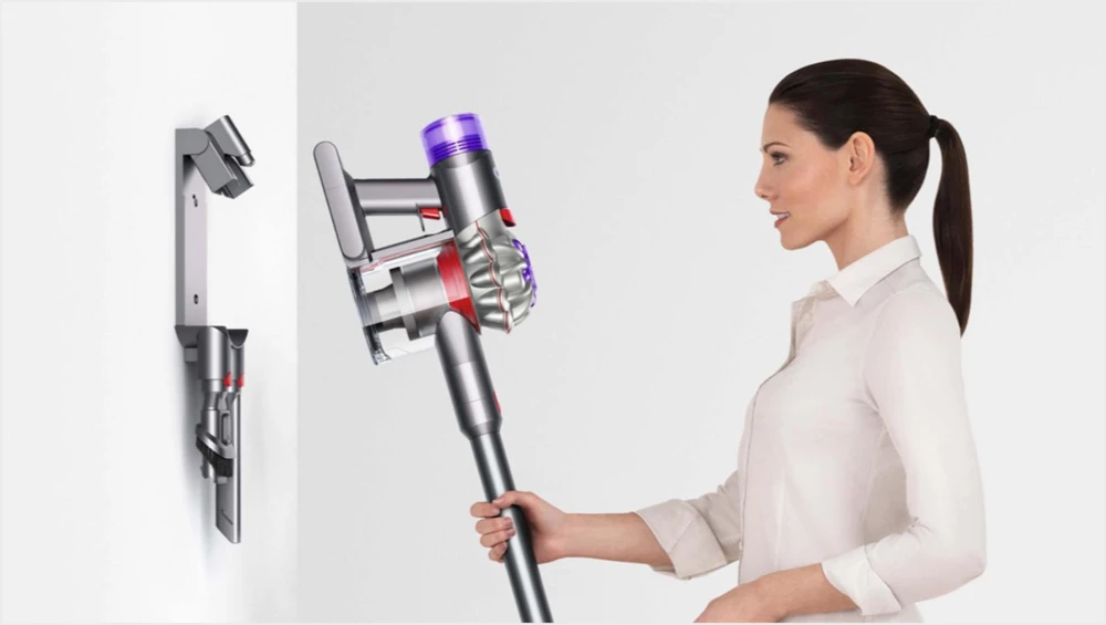 „Dyson“ dulkių siurblys V8 Advanced – Sidabrinis/Nikelis