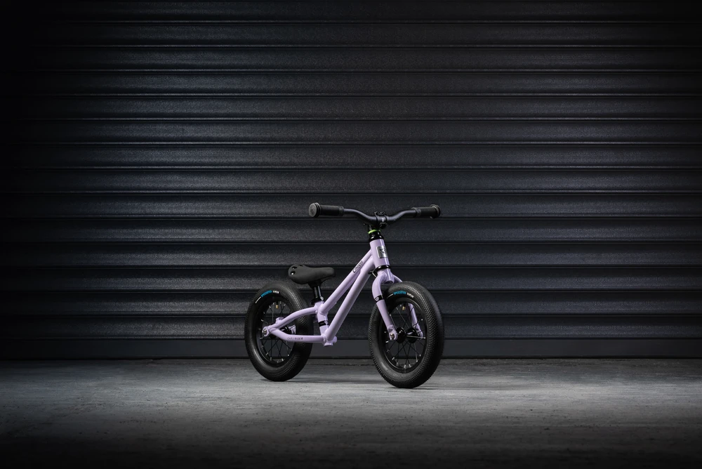 Balansinis dviratis  Early Rider Charger 12" | Violetinė
