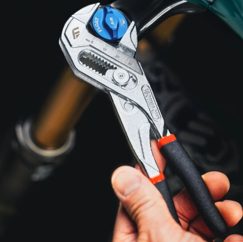 FEEDBACK SPORTS Adjustable Pliers veržliaraktas