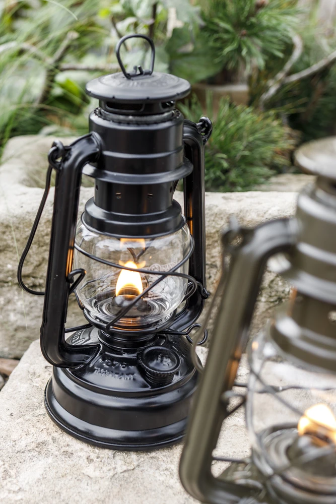 Žibintas Feuerhand Hurricane Lantern 276 - Juoda