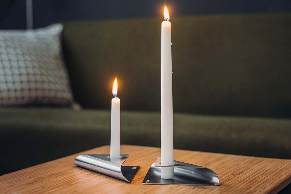 HOFATS SQUARE CANDLE žvakių laikiklių rinkinys sidabrinis, 4 vnt.