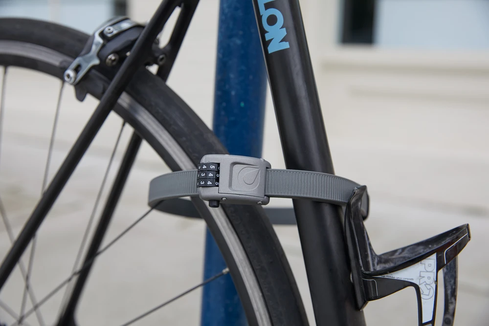 Otto Designworks OTTOLOCK Hexband 76cm spyna / Pilkas