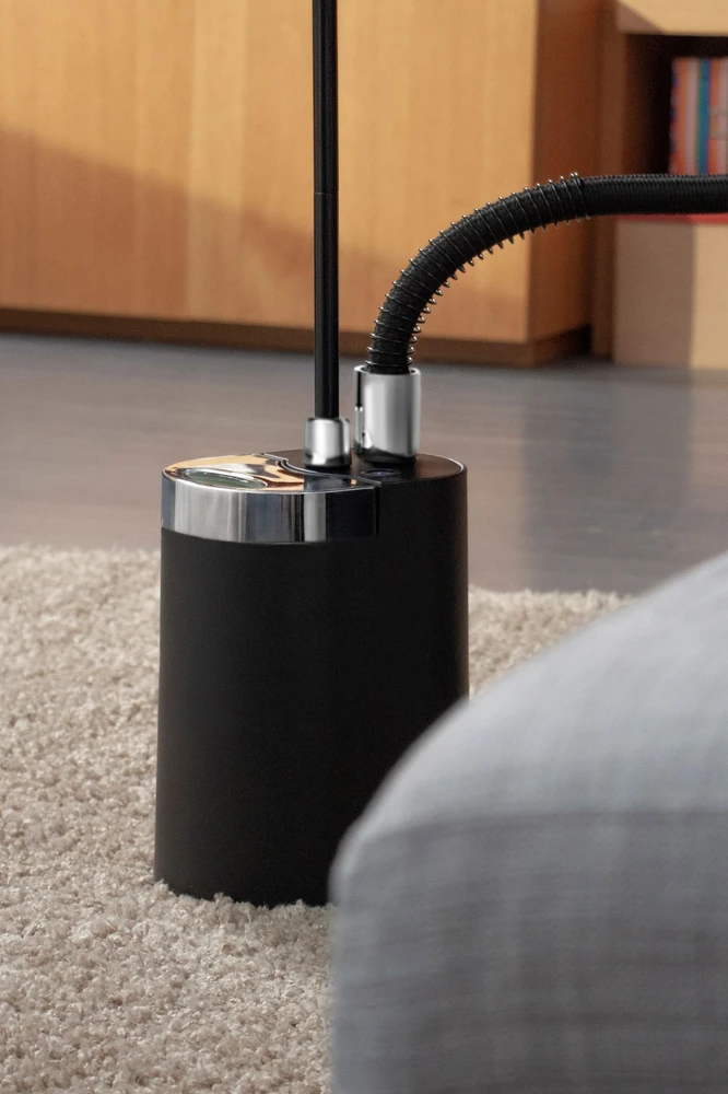 SteamOne MINILYS PLUS MI60MB drabužių garintuvas, juodas