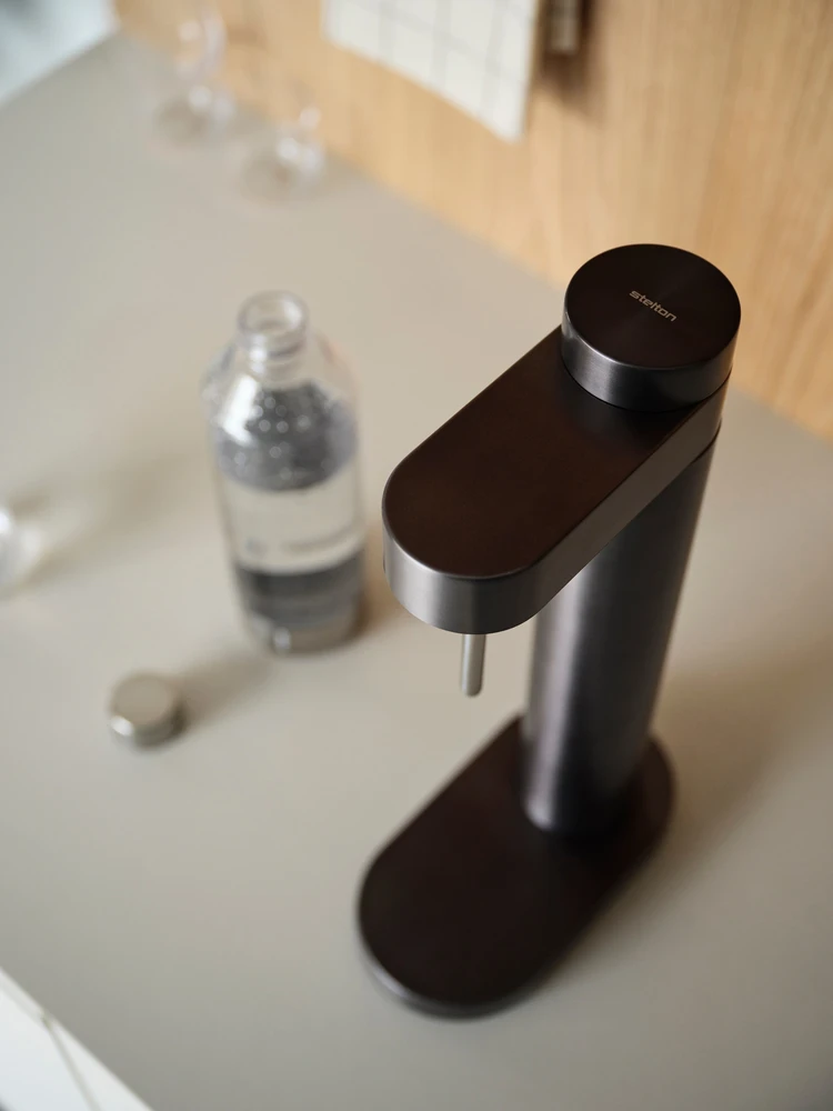 Stelton Brus karbonatorius, juodos spalvos metalinis