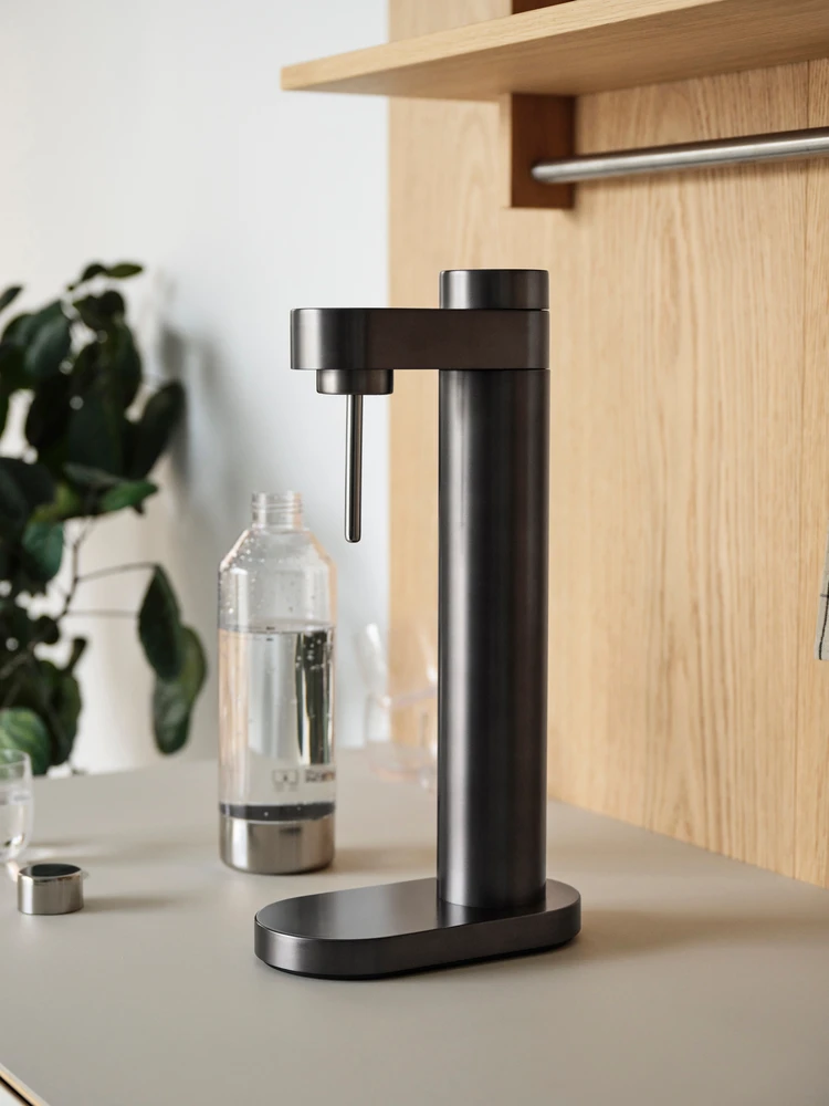 Stelton Brus karbonatorius, juodos spalvos metalinis