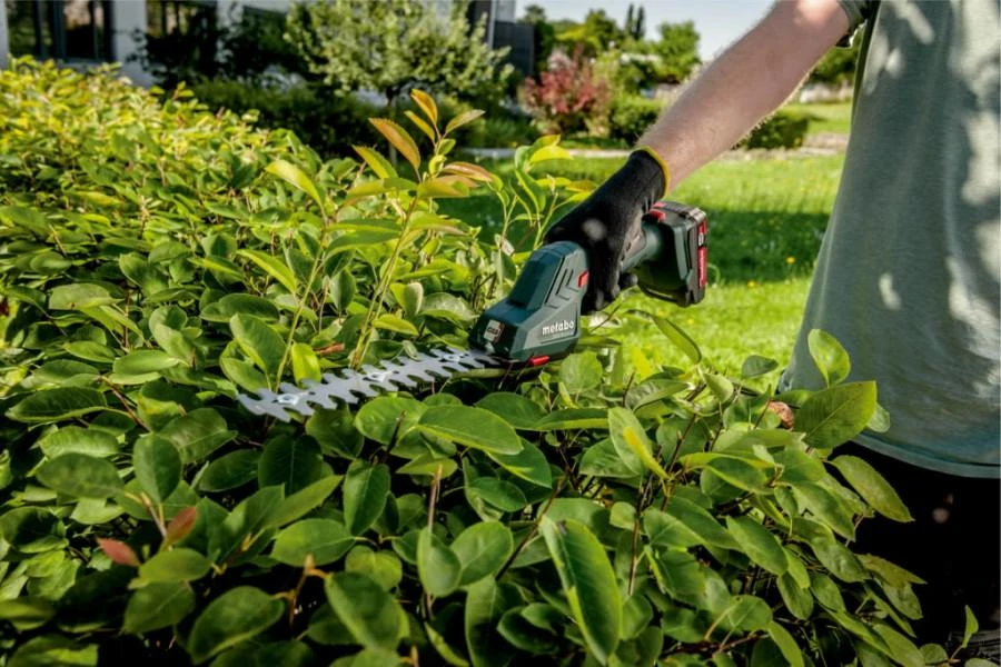 Metabo žolės ir krūmų žirklės SGS 18 LTX Q, 11.5 cm, 18 V, Li-Ion, be akumuliatoriaus ir kroviklio
