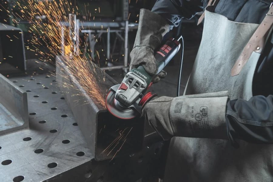 Kampinis šlifuoklis WE 19-125 Quick M-, Metabo