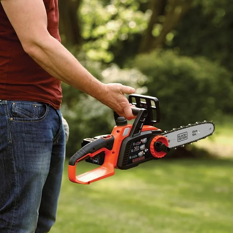 Black & Decker 18V 2,0Ah ličio jonų akumuliatorinis grandininis pjūklas 25 cm, GKC1825L20-QW
