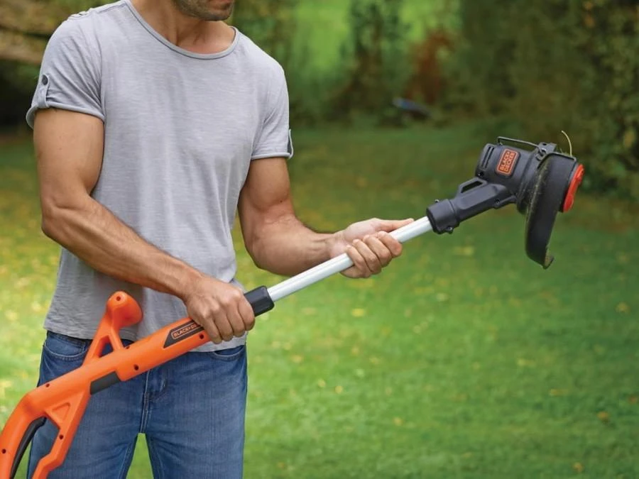 Black & Decker Juodas & Decker Akumuliatorinė žoliapjovė ST1823 18 V 1,5 Ah 25 cm, Juodas & Decker