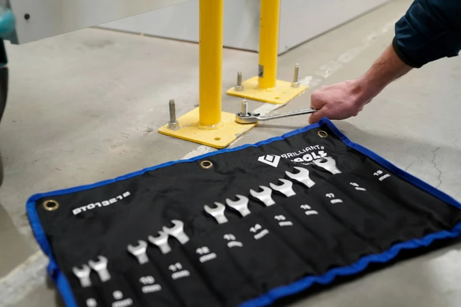 KS Tools Kombinuotų terkšlinių raktų su reversu komplektas 8-19mm, 12, Brilliant Tools