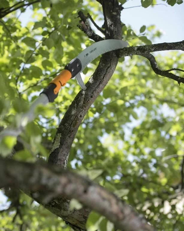 Fiskars | QuikFit lenktas pjūklas | Lenktas pjūklas