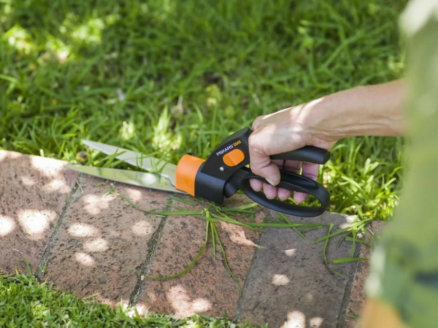 Fiskars žolės žirklės Servo-System GS42, 340 mm