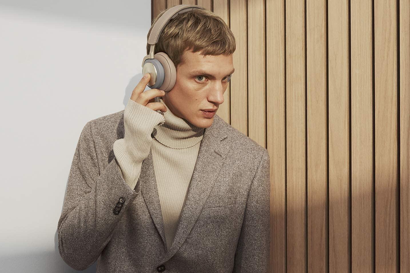 Bang \u0026 Olufsen Beoplay H9 3rd Gen Belaidės Ausinės su aktyviu triukšmo  slopinimu (Argilla Bright) | Varle.lt