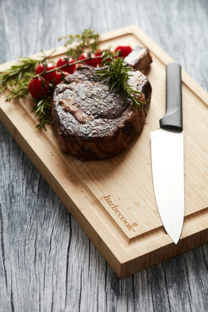 Barbecook bambukinė pjaustymo lentelė su grioveliu FSC, 40 x 30 cm