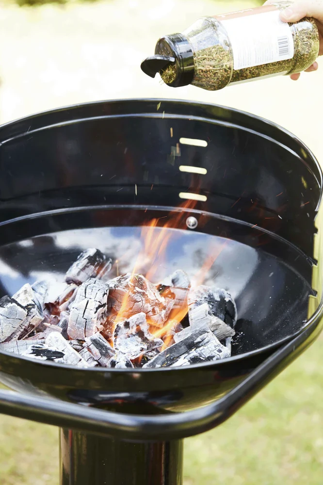 Anglinė lauko kepsninė Barbecook Loewy 45, 43 x 43 x 97 cm | BC-CHA-1007 | Juodas