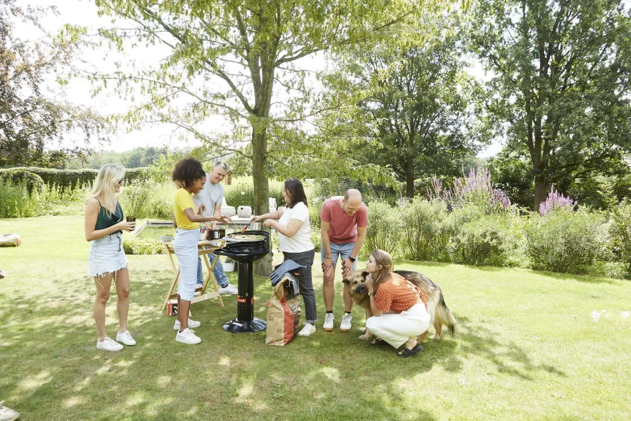 Anglinė lauko kepsninė Barbecook Loewy 45, 43 x 43 x 97 cm | BC-CHA-1007 | Juodas