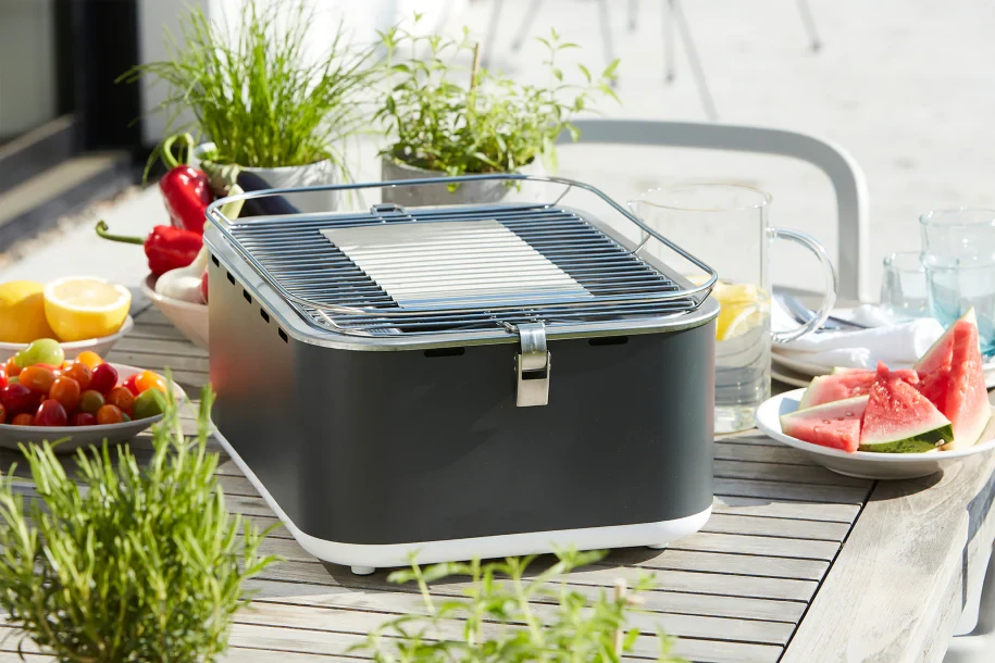 Anglinė lauko kepsninė Barbecook Carlo Urban | BC-CHA-1015 | Pilka