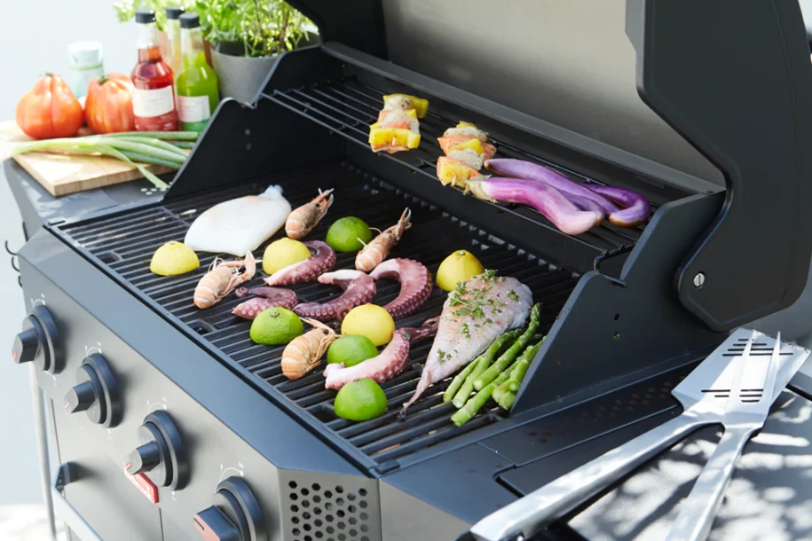 Dujinė lauko kepsninė Barbecook Luca 412, 145.4 x 60.3 x 112.3 cm | BC-GAS-3100