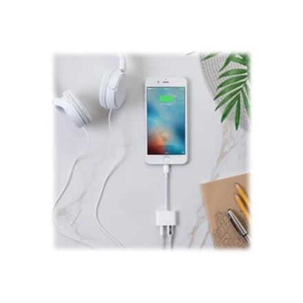 BELKIN 3,5 mm GARSO IR ŽAIBO ĮKrovimas