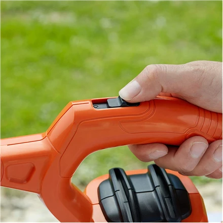 Lapų siurblys-pūstuvas Black & Decker BEBLV260