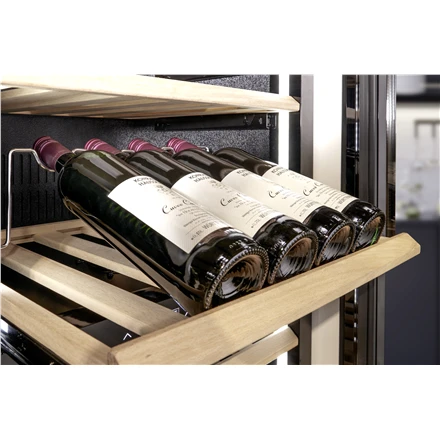 Pilnai įmontuojamas vyno šaldytuvas Caso WineDeluxe WD 60