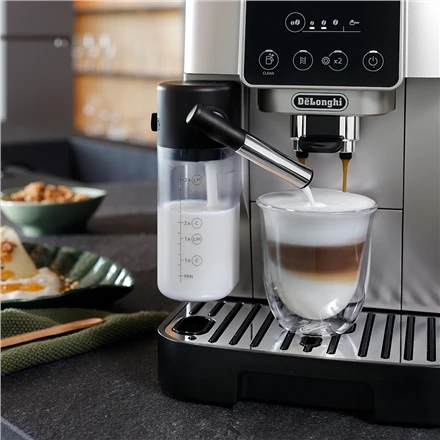 Automatinis kavos aparatas DeLonghi Magnifica Start ECAM220.80.SB