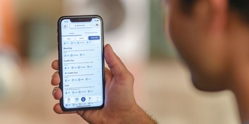 Laisvai pastatoma skalbimo mašina Candy Smart Pro CS 1272DRRE/1-S aprašymas - Prekės nuotrauka