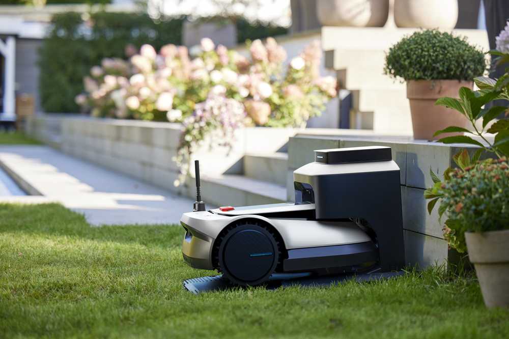 Vejos robotas Ecovacs GOAT G1-2000