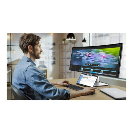 Monitorius Dell | U4025QW | 39.7 " | IPS | WUHD | 21:9 | 120 Hz | 5 ms | 5120 x 2160 pikselių | 600 cd/m² | Power connector, HDMI, DisplayPort, USB-C, USB-A, Audio, RJ45 | HDMI jungtys quantity 1 | Juodas / Sidabrinis | Garantija 60 mėn.