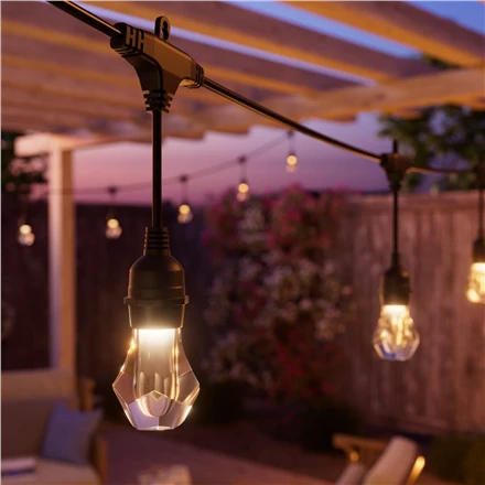 „Nanoleaf Essentials Matter“ išmaniosios daugiaspalvės lauko girliandos, prailginamos 15 m | 16 M+