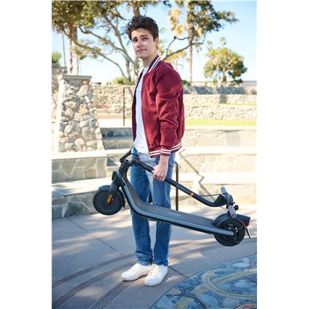 Ninebot by Segway Kickscooter E2 PRO E, Juodas | Segway