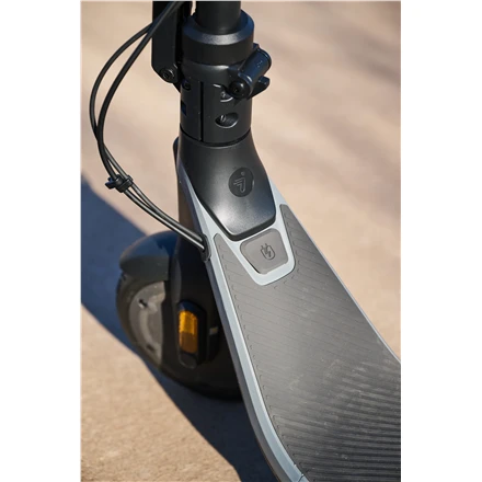 Ninebot by Segway Kickscooter E2 PRO E, Juodas | Segway