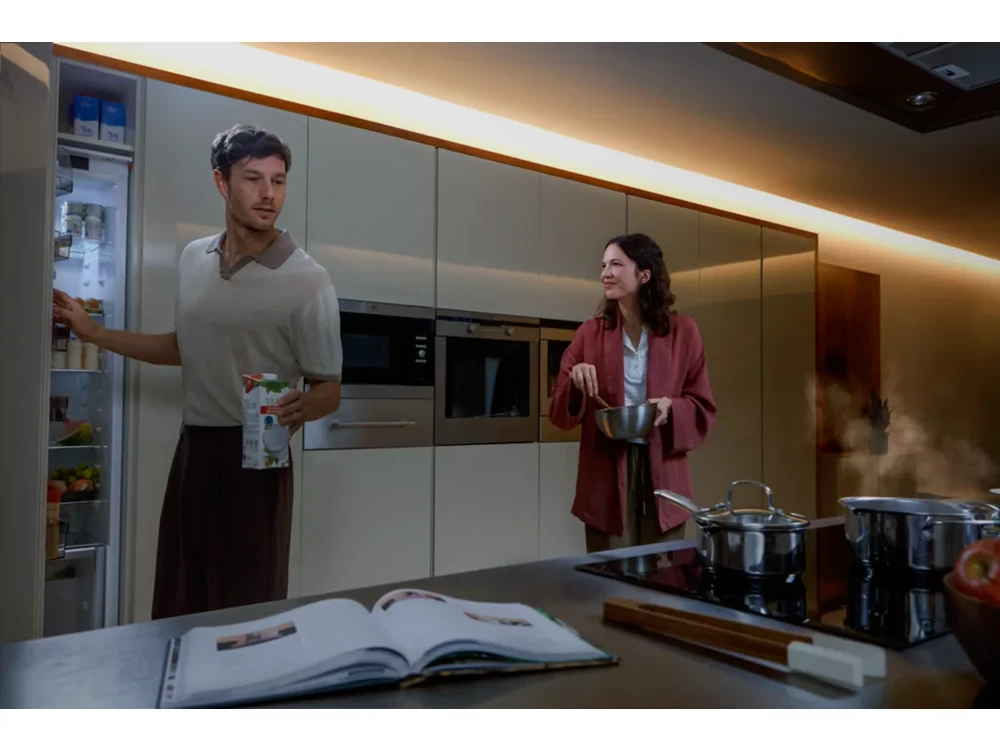 „Philips Hue Flux Ultra-Bright“ LED šviesos juosta, 5 m | 48 W