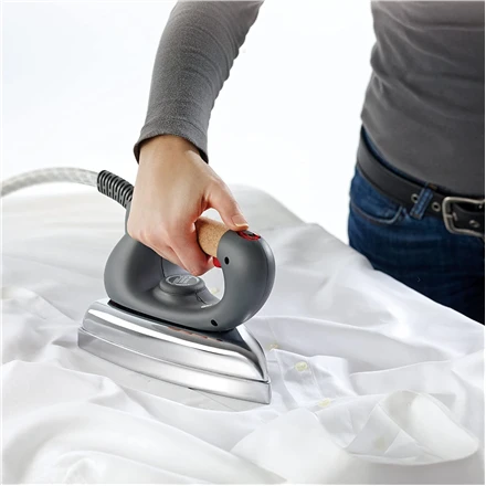 Polti | PLEU0188 Vaporella 535 Eco Pro | Steam generator iron with boiler | 0.9 L | 4 bar | 1750 W | Vanduo tank capacity ml | Baltas/Juodas/Žalias