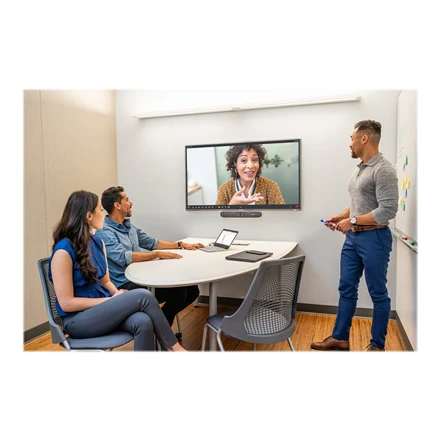 „Poly Studio R30“, garso / vaizdo USB juosta, su automatinio sekimo 120 laipsnių FOV 4K kamera, integruotu garsiakalbiu ir mikrofonu R30