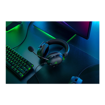 Esports THX Spatial Audio Žaidimų Ausinės Razer BlackShark V2 + USB garso plokštė, Juodos