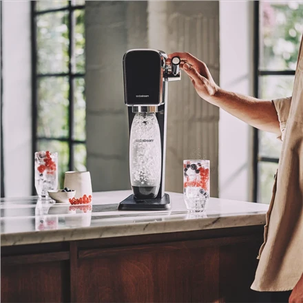 Gazuotų gėrimų gaminimo aparatas SodaStream Art, Juodas