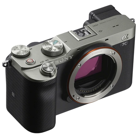 Sony „Alpha A7C“ viso kadro beveidrodinis fotoaparatas su keičiamais objektyvais, korpusas, „Sidabrinas“ | Sony | Viso kadro beveidrodinis fotoaparatas su keičiamais objektyvais | „Alpha A7C“ | Beveidrodinio fotoaparato korpusas | 24,2 MP | ISO jautrumas (maks.) 204800 | Ekrano įstrižainė 3,0 colio | Vaizdo įrašymas | „Wi-Fi“ | Greitas hibridinis AF | Didinimas 0,59 k. | Vaizdo ieškiklis | CMOS | „Sidabrinas“