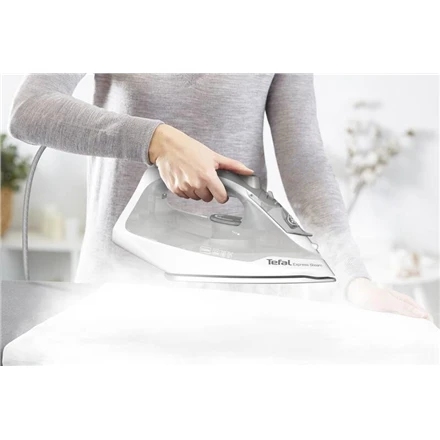 TEFAL Express Garų lygintuvas | FV2863E1 | Garų lygintuvas | 2500 W | Vanduo tank capacity 270 ml | Continuous steam 30 g/min | Steam boost performance 200 g/min