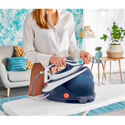 TEFAL | Garo generatorius | GV9221E0 Pro Express Protect | 2600 W | 1,8 l | 7,6 baro | Vertikali garų funkcija | Kalkių valymo funkcija | Mėlyna/Baltas