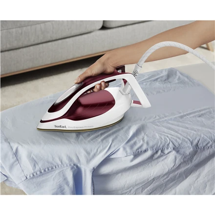 TEFAL | Lyginimo sistema Pro Express Protect | GV9220E0 | 2600 W | 1,8 l | Automatinis išjungimas | Vertikali garų funkcija | Kalkių valymo funkcija | Raudona