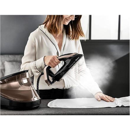 TEFAL | Pro Express Vision garo stotis | GV9820 | 3000 W | 1,2 l | 9 barai | Automatinis išjungimas | Vertikali garų funkcija | Kalkių valymo funkcija | Juodas/Auksas