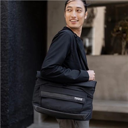 Thule | Crossbody 14L | PARACB-3114 Paramount | Crossbody | Atsparus vandeniui | Juodas