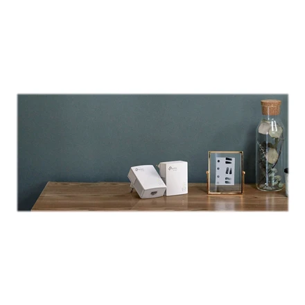 TP-LINK | Gigabit Powerline Starter Kit | TL-PA7017 RINKINYS | 10/100/1000 Mbit/s | Ethernet LAN (RJ-45) jungtys 1 | Nėra „Wi-Fi“ | Duomenų perdavimo sparta (maks.) 1000 Mbit/s | Papildomas lizdas