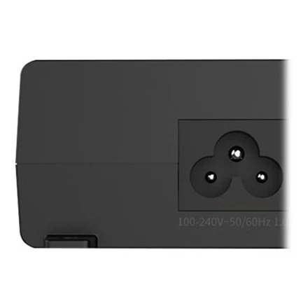 TP-LINK | PoE+ purkštuko adapteris | TL-POE160S | 10/100/1000 Mbit/s | Ethernet LAN (RJ-45) jungtys 1x10/100/1000Mbps RJ45 duomenų įvesties prievadas, 1x10/100/1000Mbps RJ45 maitinimo ir duomenų išvesties prievadas