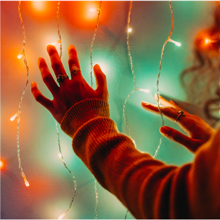 Kalėdinė išmanioji lempučių girlianda Twinkly Icicle 190 LED RGB, varvekliai, daugiaspalvės