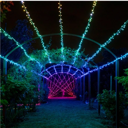 Kalėdinė išmanioji lempučių girlianda Twinkly Strings 250 LED RGB, daugiaspalvės