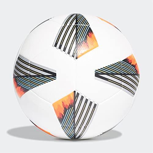 Futbolo kamuolys Adidas Tiro Pro Omb, 5 dydis
